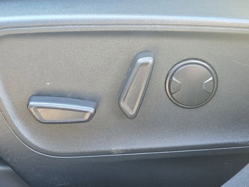 Used 2022 Ford Escape Titanium w/ Titanium Elite Package image 28