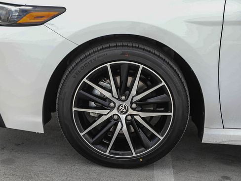 Certified 2023 Toyota Camry SE w/ Convenience Package FWD image 11