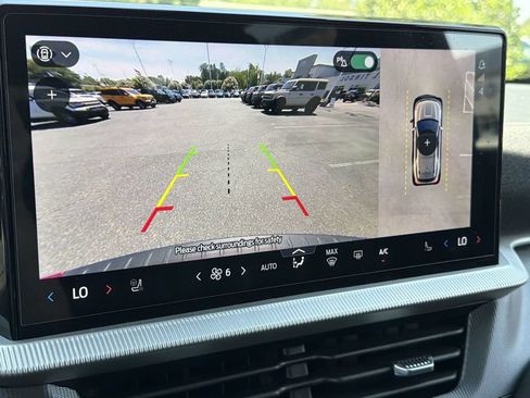 New 2026 Ford Explorer ST-Line w/ ST-Line Street Pack AWD/4WD image 16