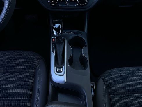 Used 2025 Buick Envista Preferred image 14