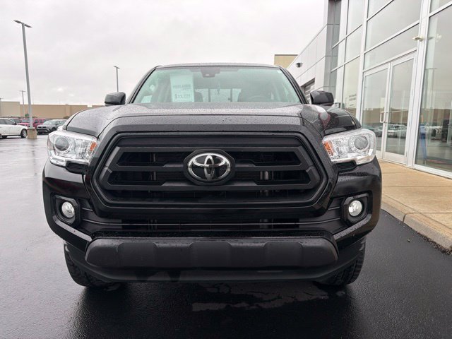 Used 2023 Toyota Tacoma SR AWD/4WD image 2