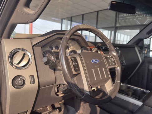 Used 2011 Ford F350 Lariat w/ Lariat Ultimate Pkg AWD/4WD image 9