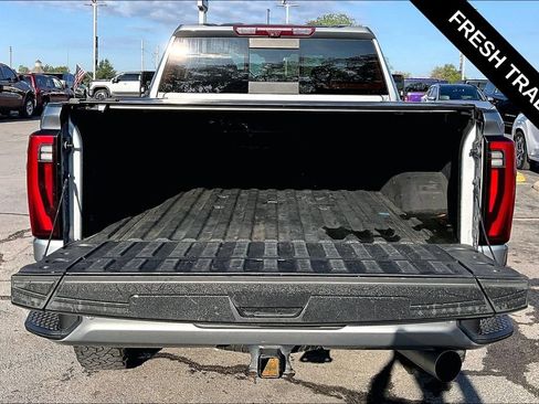 Used 2024 GMC Sierra 2500 Denali w/ Denali Reserve Package AWD/4WD image 16