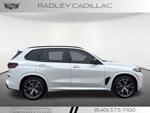 Used 2024 BMW X5 M60i image 8