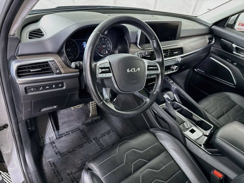 Used 2022 Kia Telluride SX w/ SX Prestige Package AWD/4WD image 19