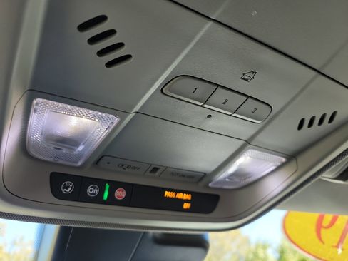 Used 2019 Cadillac XT4 Premium Luxury w/ Driver Awareness Package image 19