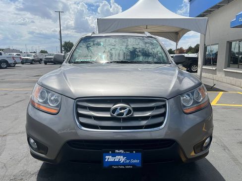 Used 2011 Hyundai Santa Fe SE FWD image 9