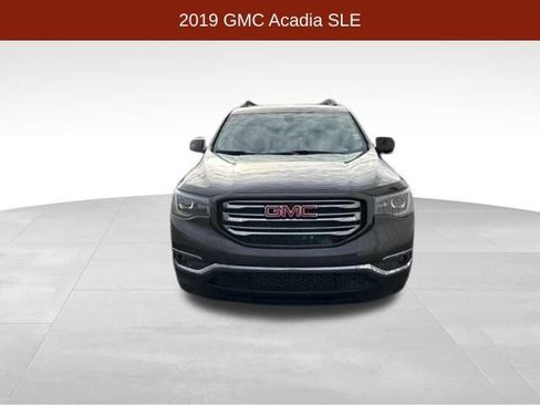 Used 2019 GMC Acadia SLE image 2
