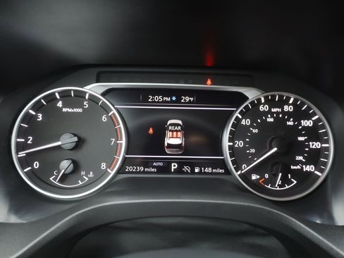 Used 2024 Nissan Rogue SV image 35