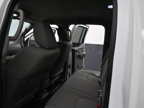 Used 2017 Nissan Frontier SV RWD image 41