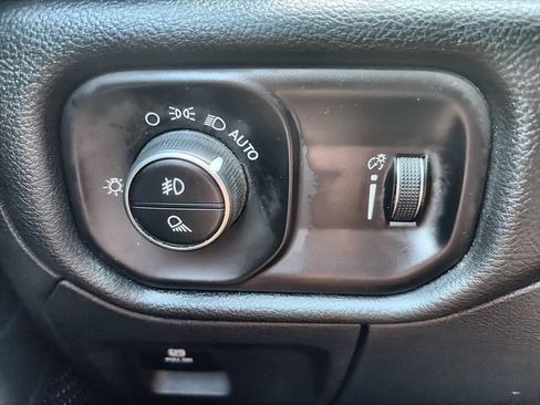 Used 2023 RAM 1500 Lone Star AWD/4WD image 18