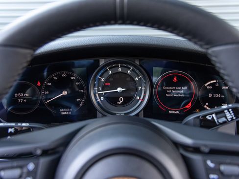 Certified 2024 Porsche 911 Carrera T RWD image 13