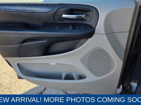 Used 2011 Dodge Grand Caravan Express image 11