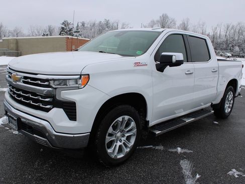 Used 2022 Chevrolet Silverado 1500 LTZ image 5