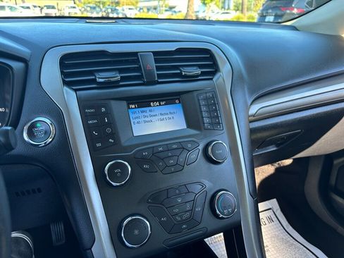 Used 2020 Ford Fusion S FWD image 12