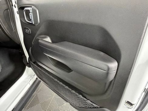 Certified 2023 Jeep Gladiator Mojave w/ Trailer Tow Package image 31