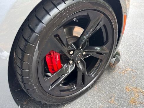 Used 2023 Chevrolet Camaro SS RWD image 25
