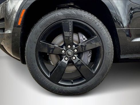 Used 2023 Land Rover Defender 110 X-Dynamic SE image 34