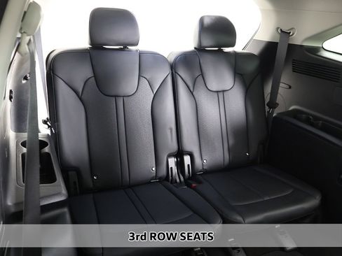 Used 2022 Kia Sorento EX w/ Panoramic Sunroof Package AWD/4WD image 9