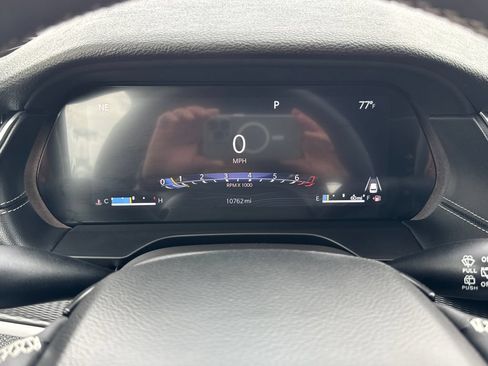 Certified 2025 Jeep Grand Cherokee Altitude AWD/4WD image 21