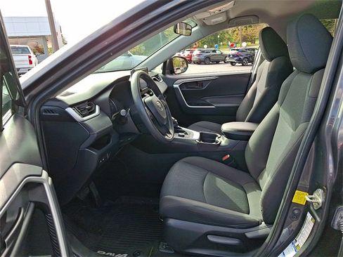 Certified 2020 Toyota RAV4 LE image 14