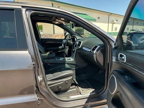 Used 2015 Jeep Grand Cherokee High Altitude AWD/4WD image 28