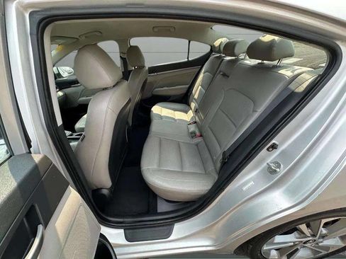 Used 2017 Hyundai Elantra Limited w/ Cargo Package image 11