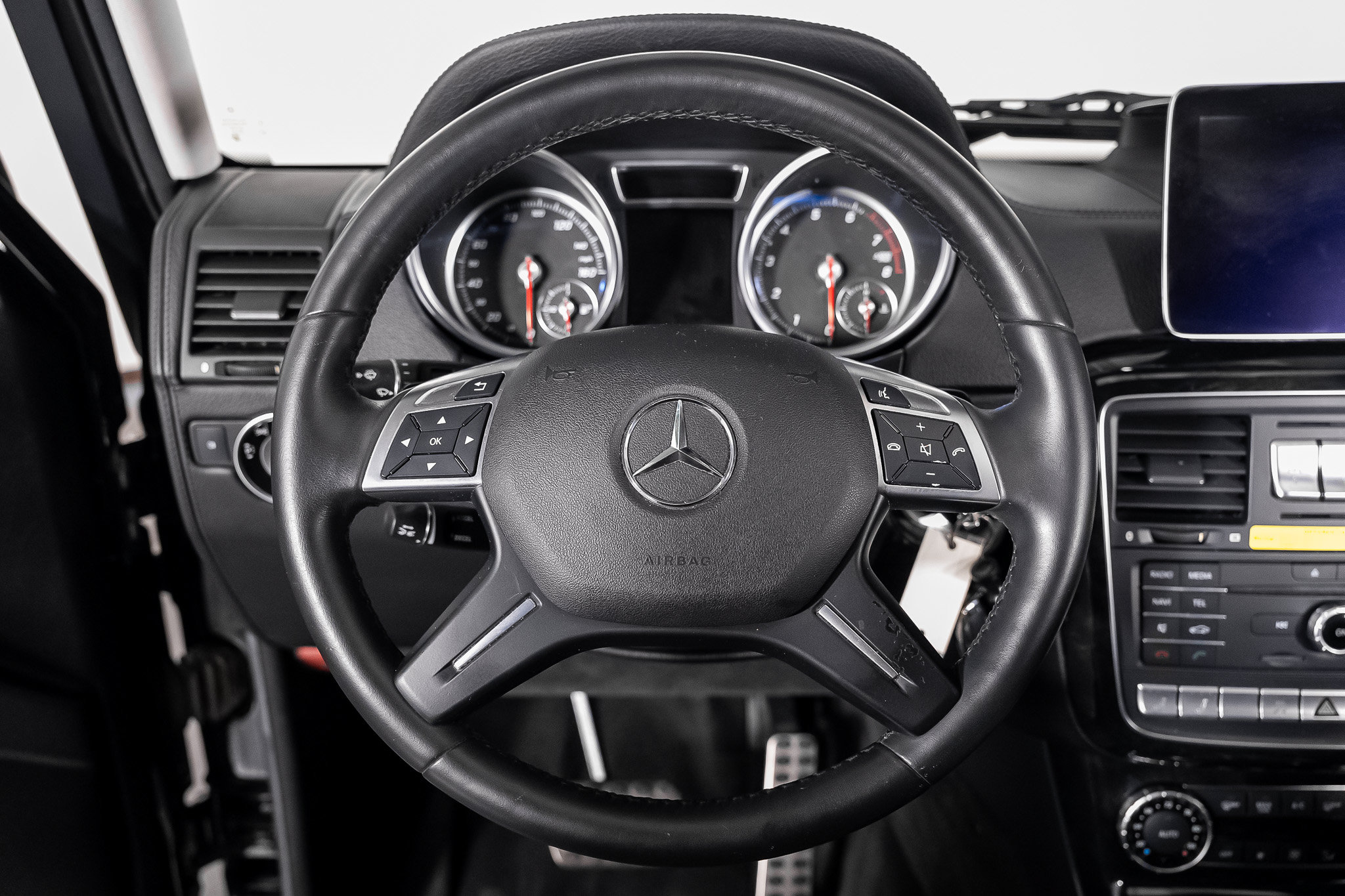 Used 2017 Mercedes-Benz G 550 image 44