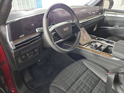 New 2026 Cadillac Escalade Platinum Sport w/ LPO, ONYX Package image 8