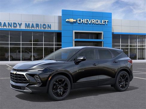 New 2025 Chevrolet Blazer LT image 2