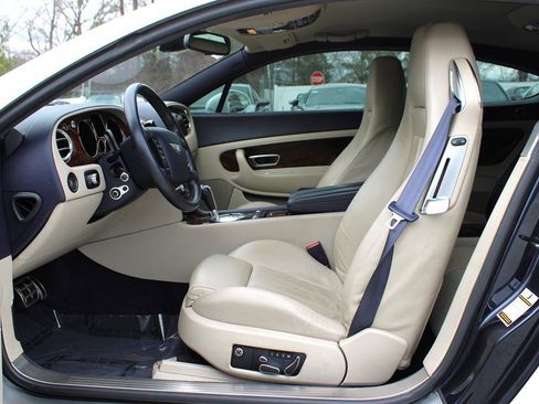 Used 2005 Bentley Continental GT image 12