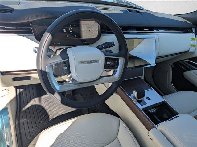 New 2026 Land Rover Range Rover SE AWD/4WD image 3