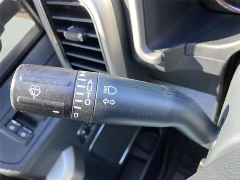 Used 2022 Ford F250 Lariat w/ Lariat Value Package image 17