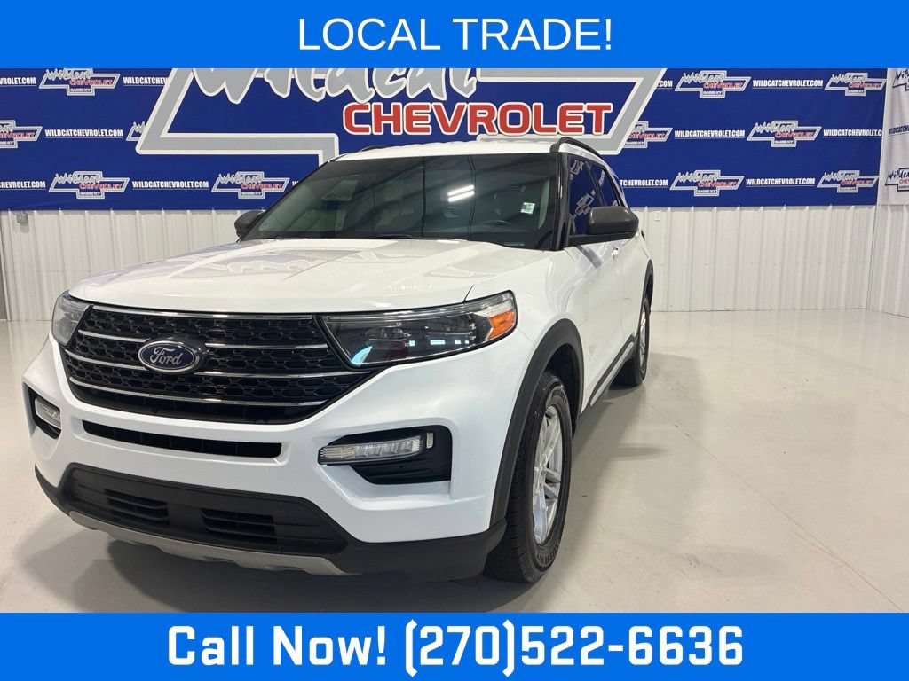 Used 2023 Ford Explorer XLT w/ Equipment Group 202A RWD image 1