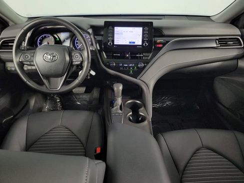 Used 2023 Toyota Camry SE FWD image 25