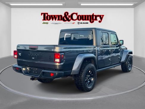 Certified 2021 Jeep Gladiator Willys image 5