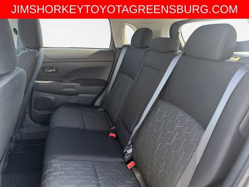 Used 2025 Mitsubishi Outlander Sport AWD image 24