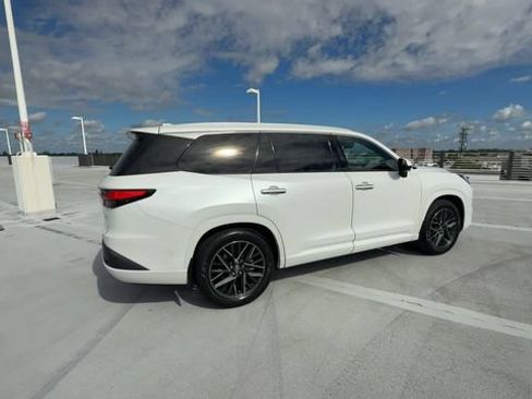 Certified 2024 Lexus TX 350 FWD w/ Technology Package image 8