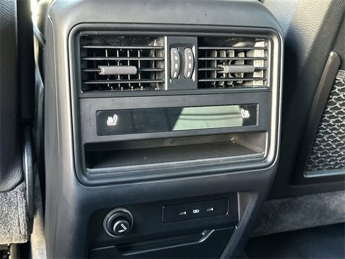 Used 2024 Porsche Cayenne Turbo GT image 20