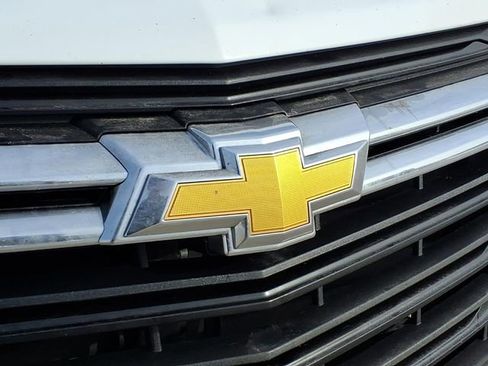 Used 2023 Chevrolet Equinox LT w/ Driver Convenience Package image 28