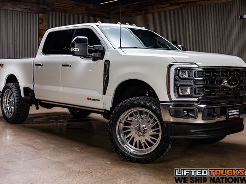 Used 2026 Ford F350 King Ranch w/ Chrome Package image 1