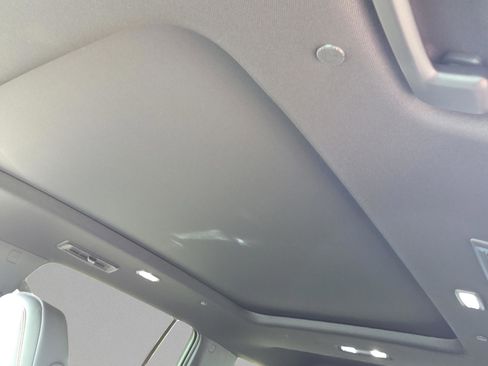 New 2026 Chevrolet Traverse RS image 20