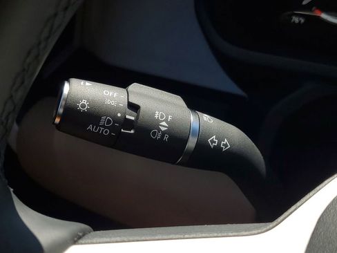 New 2026 Land Rover Defender 110 S image 15