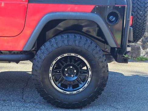 Used 2005 Jeep Wrangler Sport w/ Security Group image 19