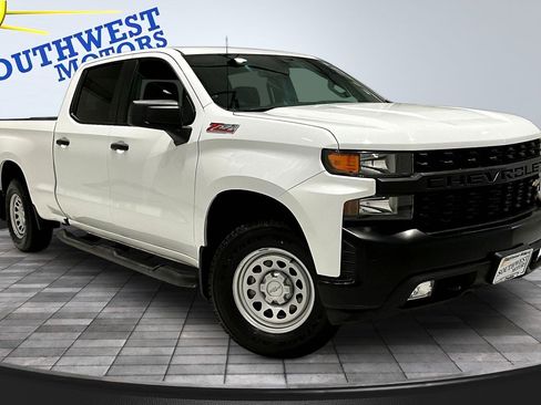 Used 2020 Chevrolet Silverado 1500 W/T w/ WT Convenience Package AWD/4WD image 3