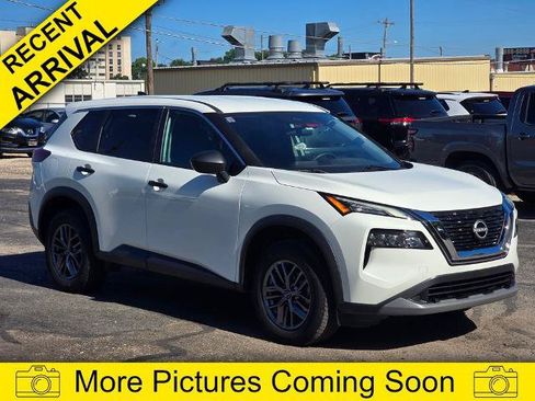 Certified 2023 Nissan Rogue S AWD/4WD image 1