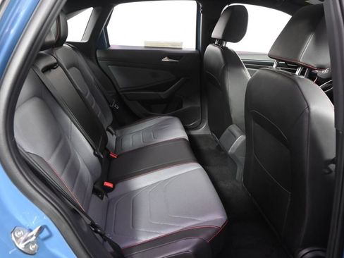 Used 2025 Volkswagen Jetta GLI Autobahn FWD image 18