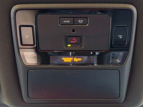 Used 2024 Lexus TX 500h AWD w/ Technology Package image 33