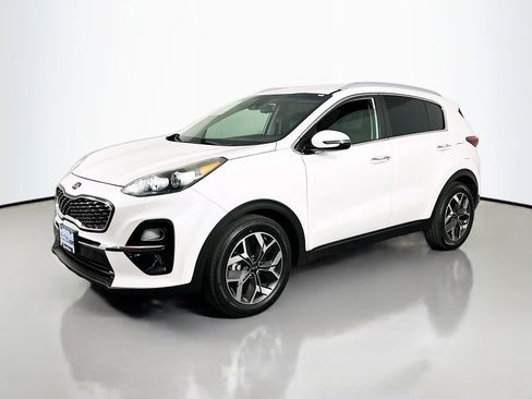 Used 2020 Kia Sportage EX FWD image 3
