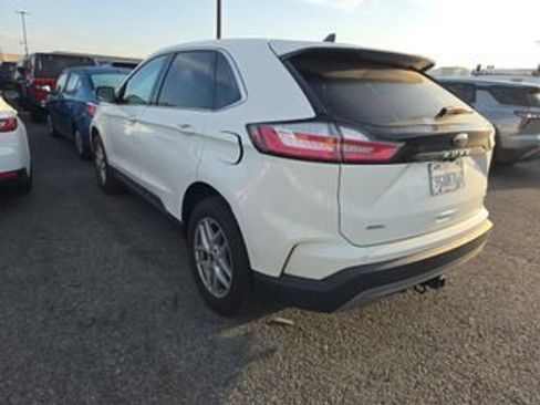 Used 2023 Ford Edge SEL w/ Convenience Package image 6